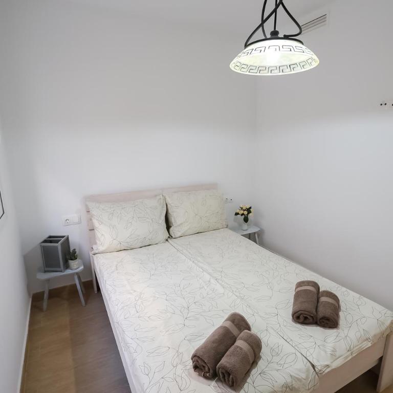 CostaFlo - Three-Bedroom Apartment - 13