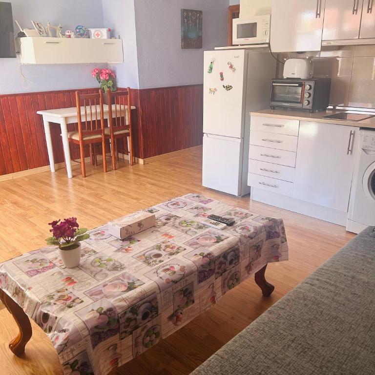 NEPTUNO 12b - One-Bedroom Apartment - 18