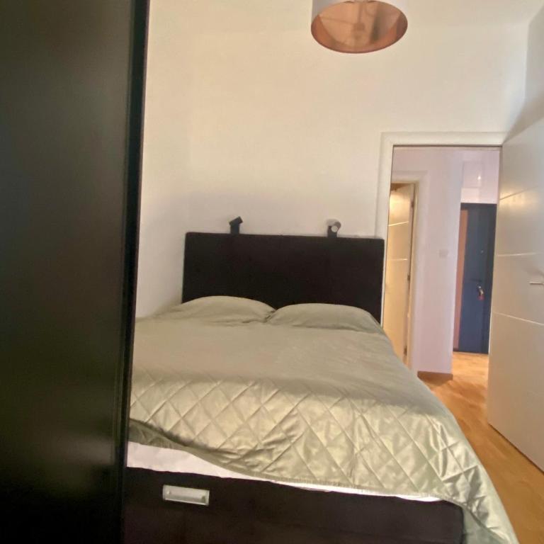 Apartman Look Up Garage parking - Apartman sa 1 Spavaćom Sobom - 5