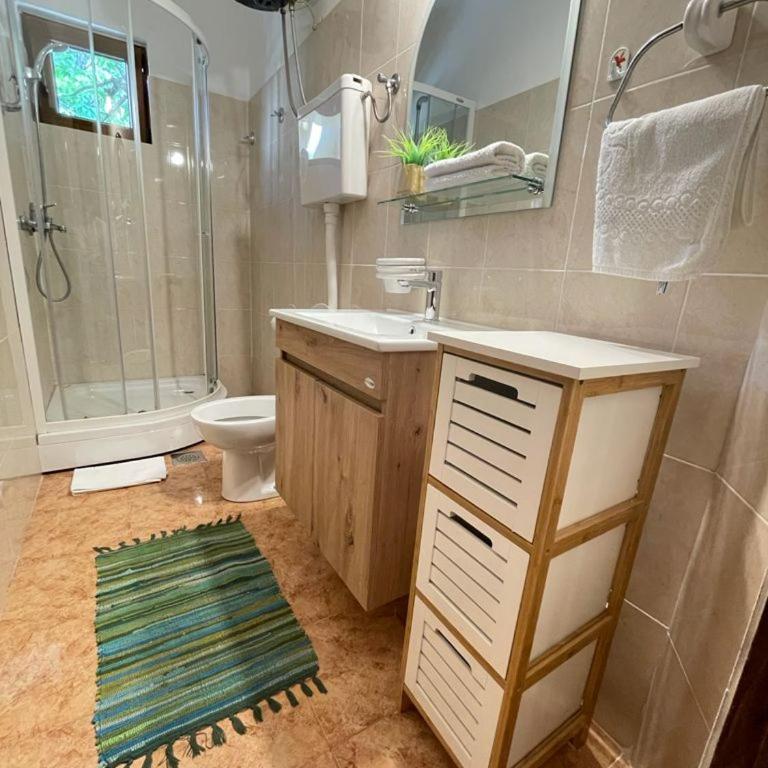 Mediterranean Holiday House & Apartments - Two-Bedroom Apartment - 3