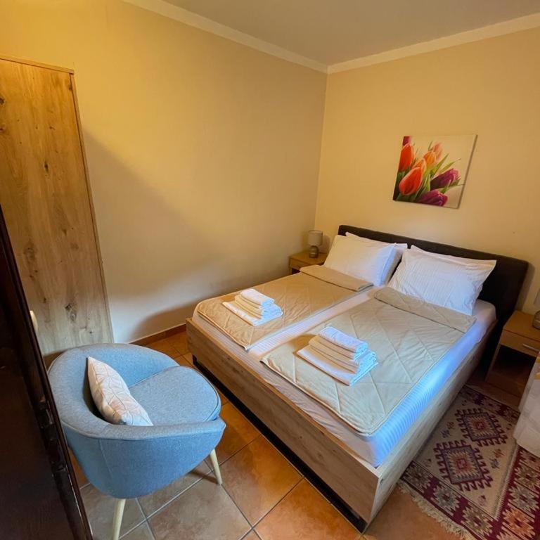 Mediterranean Holiday House & Apartments - Two-Bedroom Apartment - 2