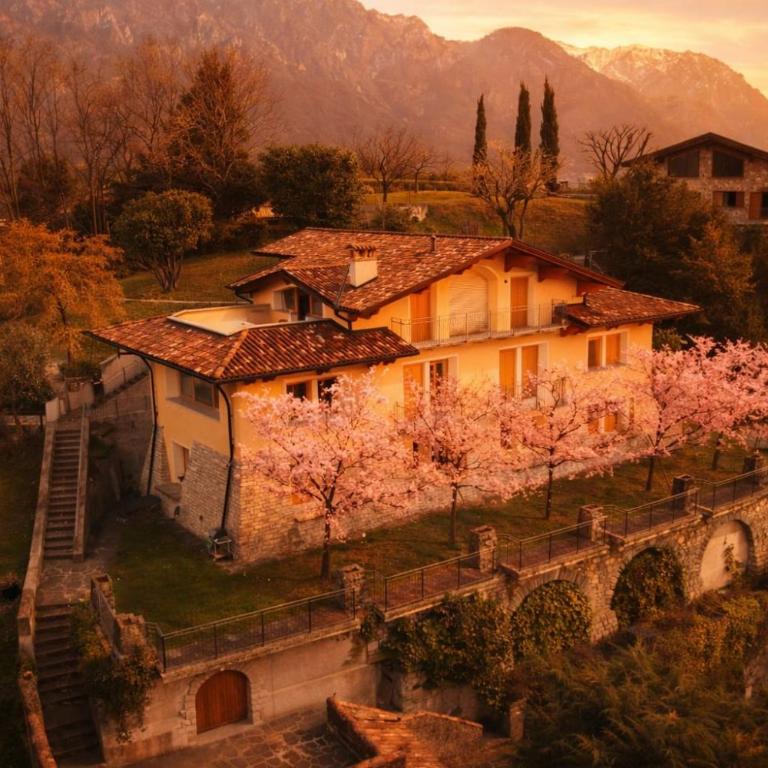 Villa Primula - Appartamento con Vasca Idromassaggio e Vista Lago - 87