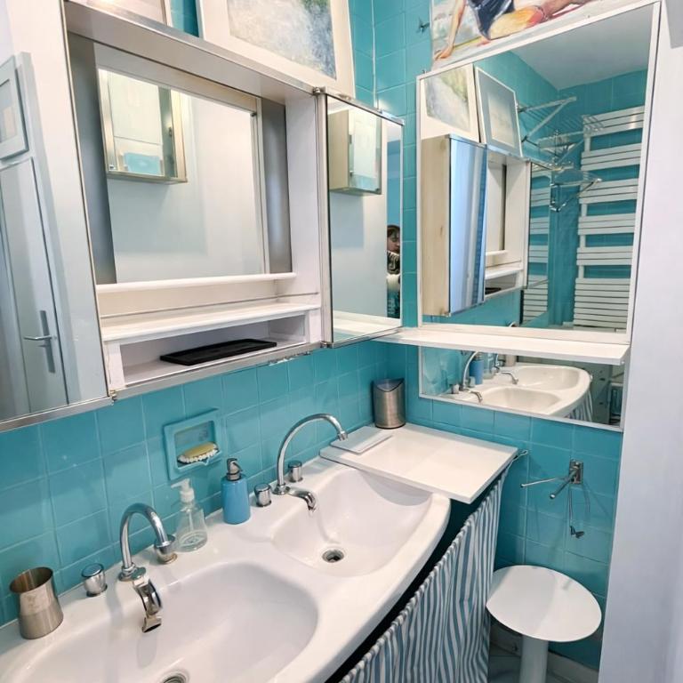 Vue Exceptionnelle & Terrasse - Appartement Vintage chez une Parisienne - Appartement 1 Chambre - 30