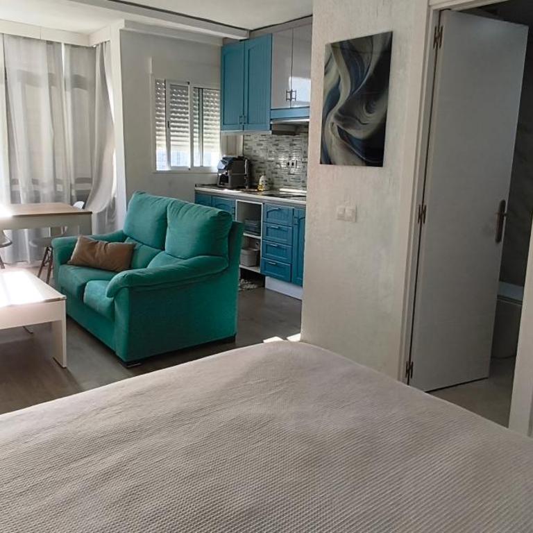 Encantador Estudio con Piscina - Torremolinos - Apartamento de 1 dormitorio - 17