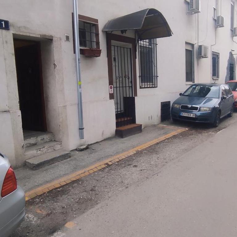 Centar apartman trivanović tipa studio 2 - One-Bedroom Apartment - 17