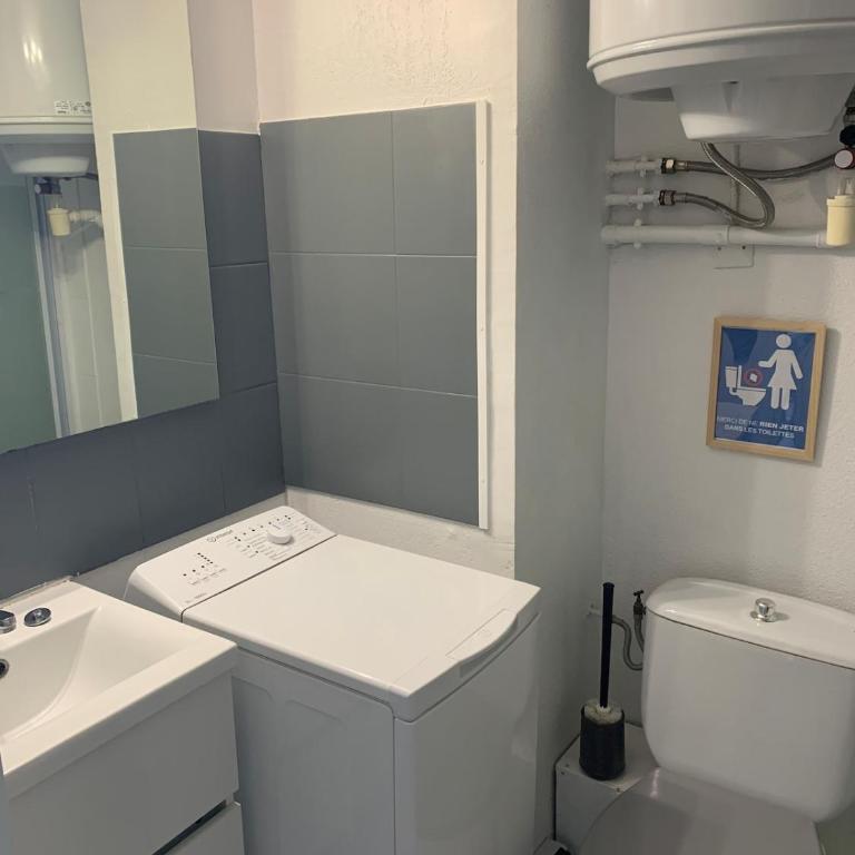 Studio climatisé centre-ville de La Londe-les-Maures - Appartement 2 Chambres - 7