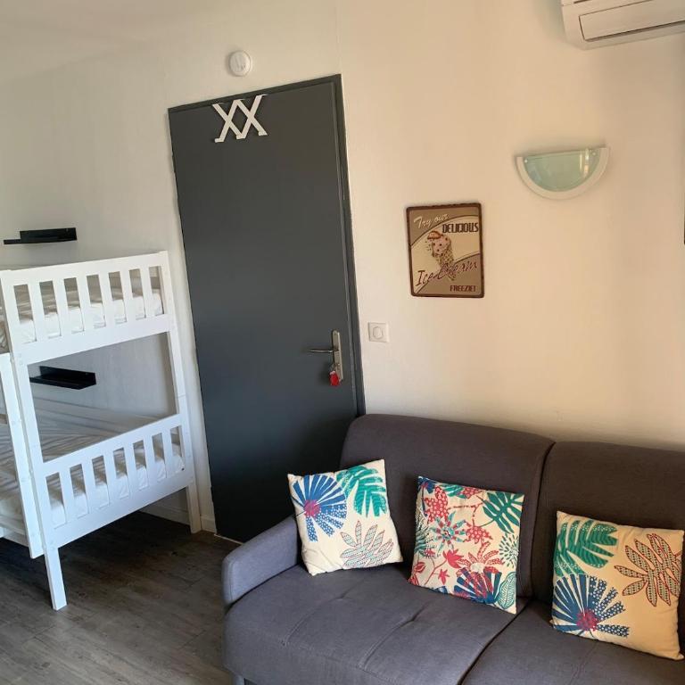 Studio climatisé centre-ville de La Londe-les-Maures - Appartement 2 Chambres - 5