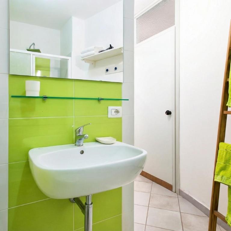 ClickSardegna Villa Flavia with seafront terrace in the Porto Conte Nature Park - Casa Vacanze con 3 Camere da Letto - 37