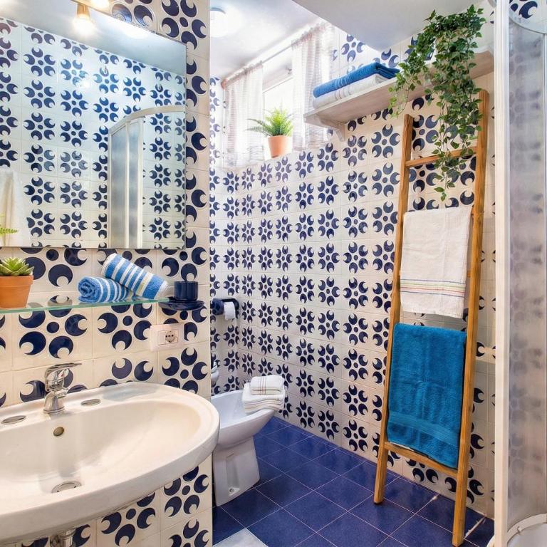 ClickSardegna Villa Flavia with seafront terrace in the Porto Conte Nature Park - Casa Vacanze con 3 Camere da Letto - 56