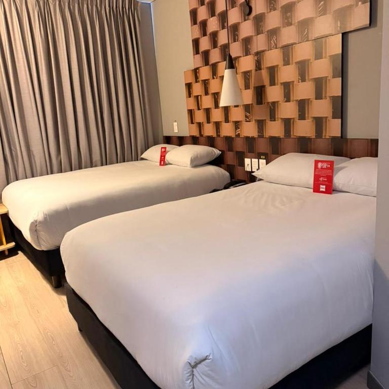 ibis Cucuta - Habitación Doble Superior - 2 camas dobles - 7