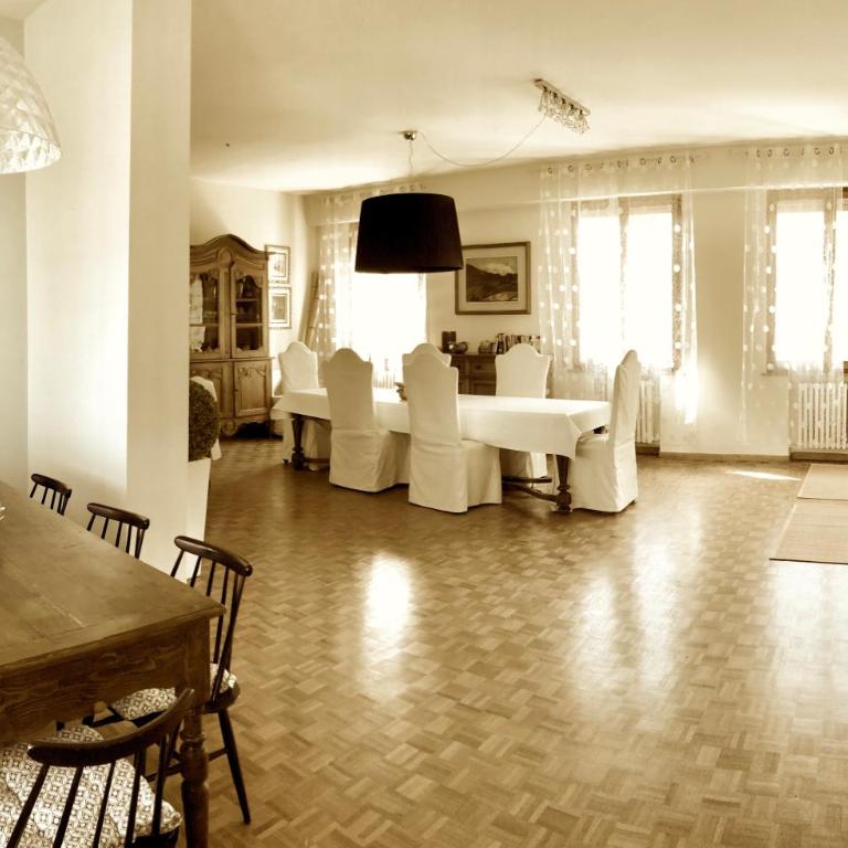 Casamia Tuscan Oasis 4Br Panoramic Penthouse Hot Tub & Easy Parking - Four-Bedroom Penthouse Apartment - 40