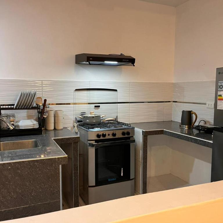 DEPA DE 90m2 A 10 MINUTOS DEL CENTRO - Two-Bedroom Apartment with Terrace and Sea View - 14