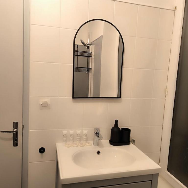 Le Cocon Foch Premium - Lumineux - Nancy Centre - Proche Gare - One-Bedroom Apartment - 49