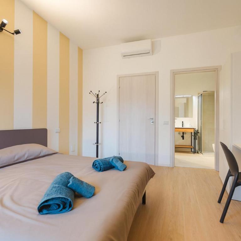 Confortevole Stanza 6 con bagno privato Stazione - Camera Matrimoniale Deluxe - 1