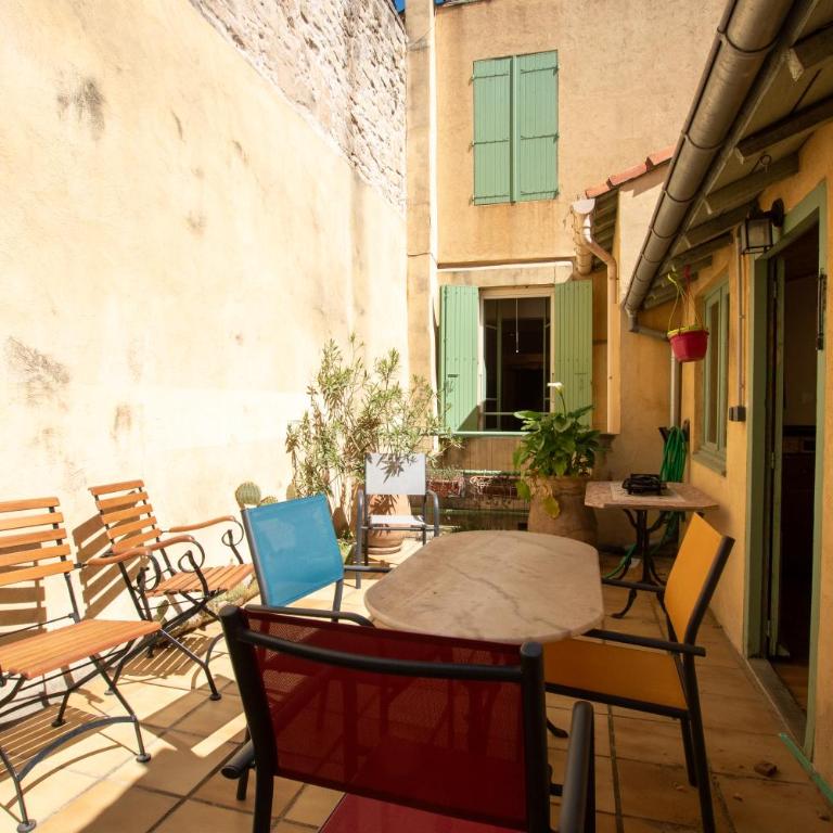 Tournesol - Terrasse à deux pas des Arènes - Maison 2 Chambres - 21