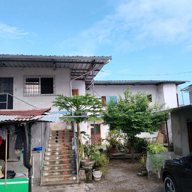 Yolita - One-Bedroom Apartment - 4