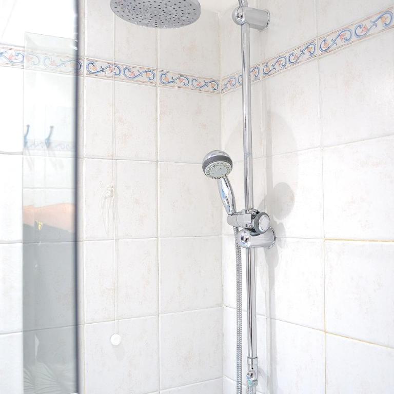 Aquarius Inn - Three-Bedroom Deluxe Apartment - 30