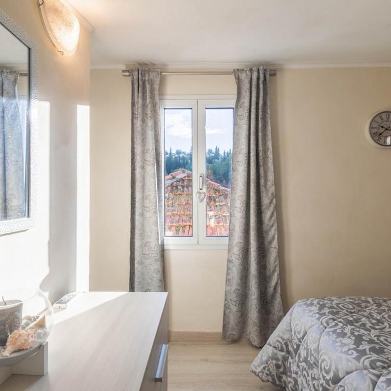 Bilocale con terrazza vista mare e posto auto - Appartamento con 1 Camera da Letto - 34