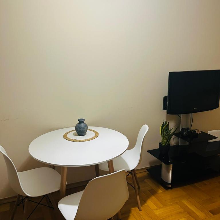 Apartment Flat - Apartman - 4