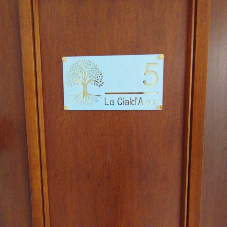 Le Ciald'Azur T3 COZY vue mer et proche du centre-ville - Two-Bedroom Apartment - 22