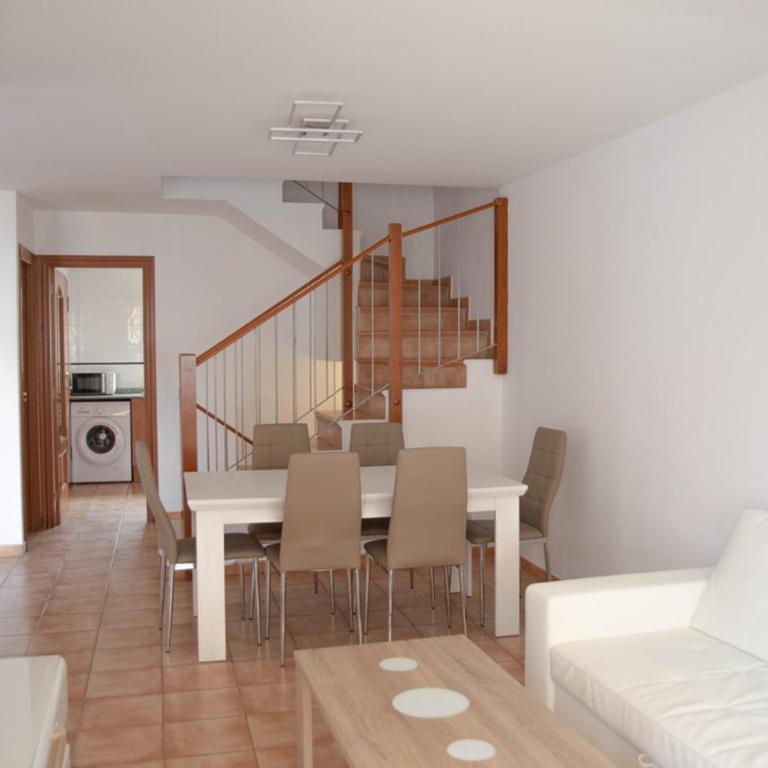 Marineu Adosado Bellamar - Three-Bedroom Apartment - 7