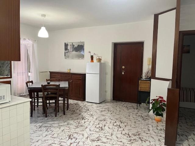 Carmen's Home - Appartamento con 2 Camere da Letto - 66