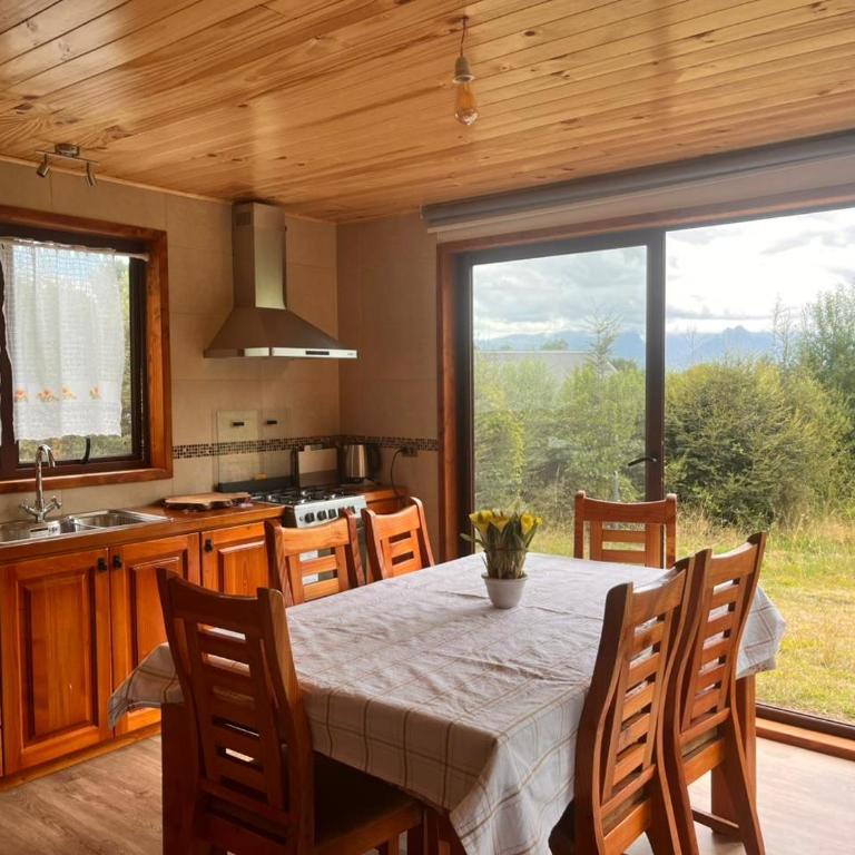 Cabaña Caburgua vista al Volcán, Senderos del Bosque - Two-Bedroom Chalet - 14