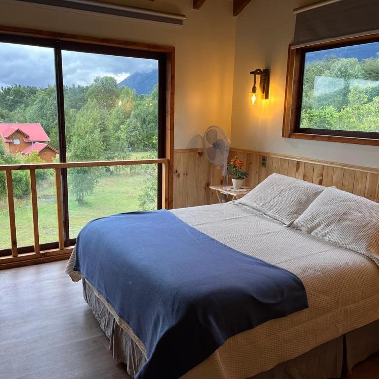 Cabaña Caburgua vista al Volcán, Senderos del Bosque - Two-Bedroom Chalet - 11