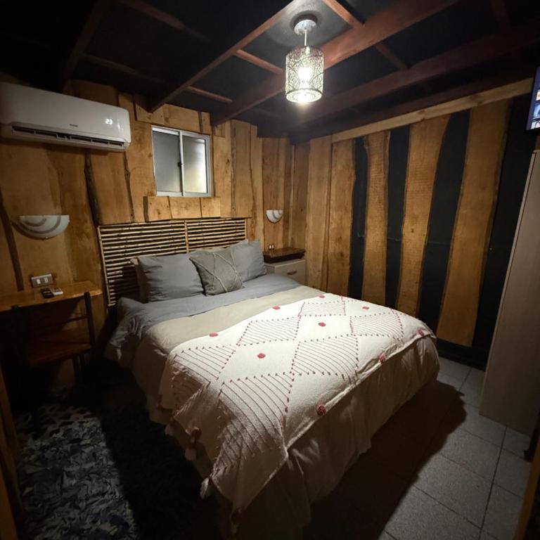 Hostal Suomi - Habitación Doble con baño privado - 4