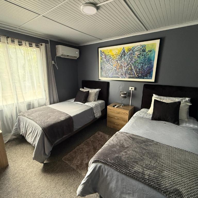 Hostal Suomi - Habitación Doble con baño privado - 2 camas - 2