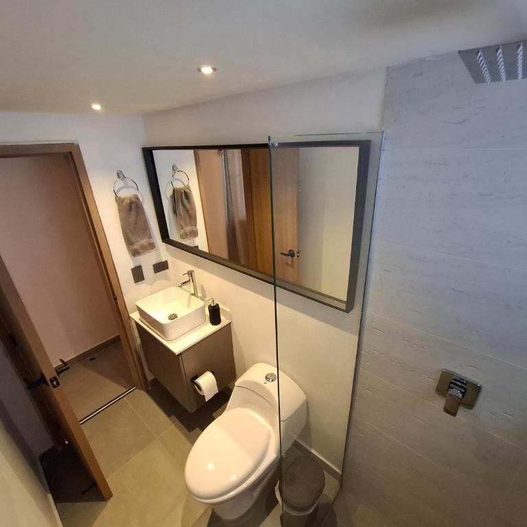 Hotel La Casona - Cerca al Estadio Atanasio Girardot y Laureles - Deluxe Double or Twin Room - 5
