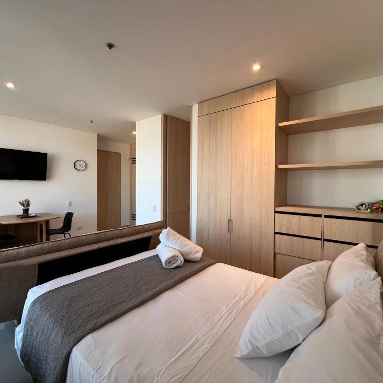 Eira by Colproperty Management - Estudio con balcón - 2