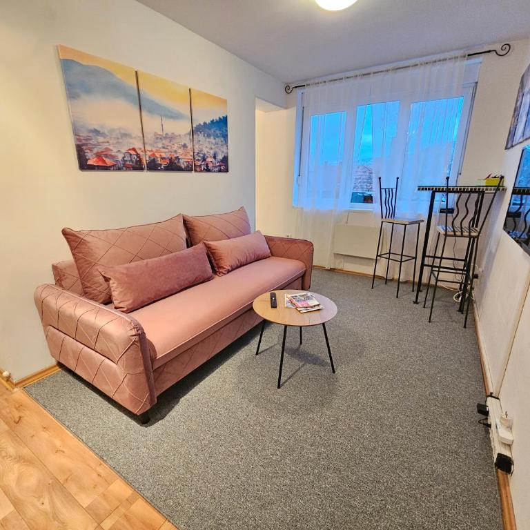 Old Town Retreat - One-Bedroom Apartment - 10