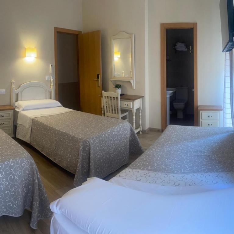 Trípolis Toledo - Habitación Triple - 3