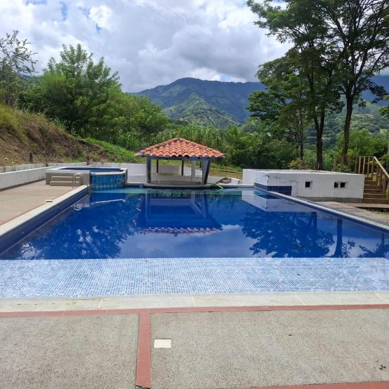 Finca El Saladero - Seven-Bedroom House - 9
