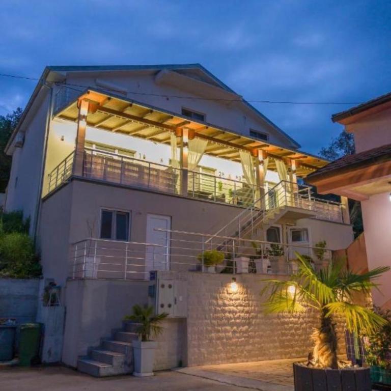 Duplex Apartment Gajic Tivat - Apartman sa 2 Spavaće Sobe - 10