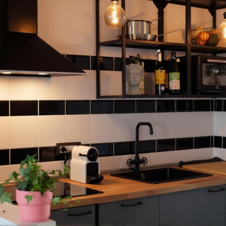 Charming Rooftop Attic San Salvario - 300m from Porta Nuova - One-Bedroom Apartment - 20
