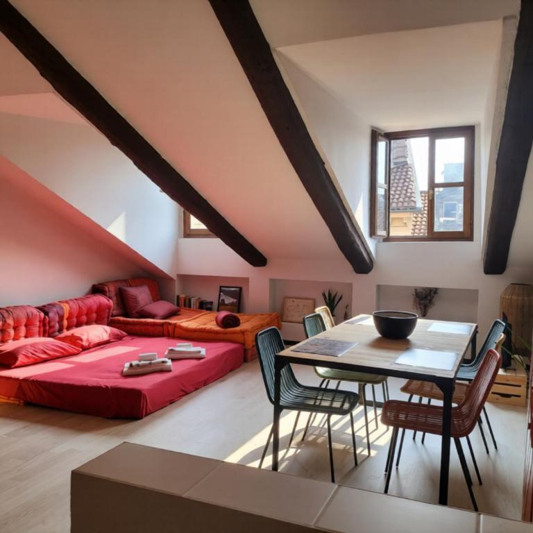 Charming Rooftop Attic San Salvario - 300m from Porta Nuova - One-Bedroom Apartment - 10