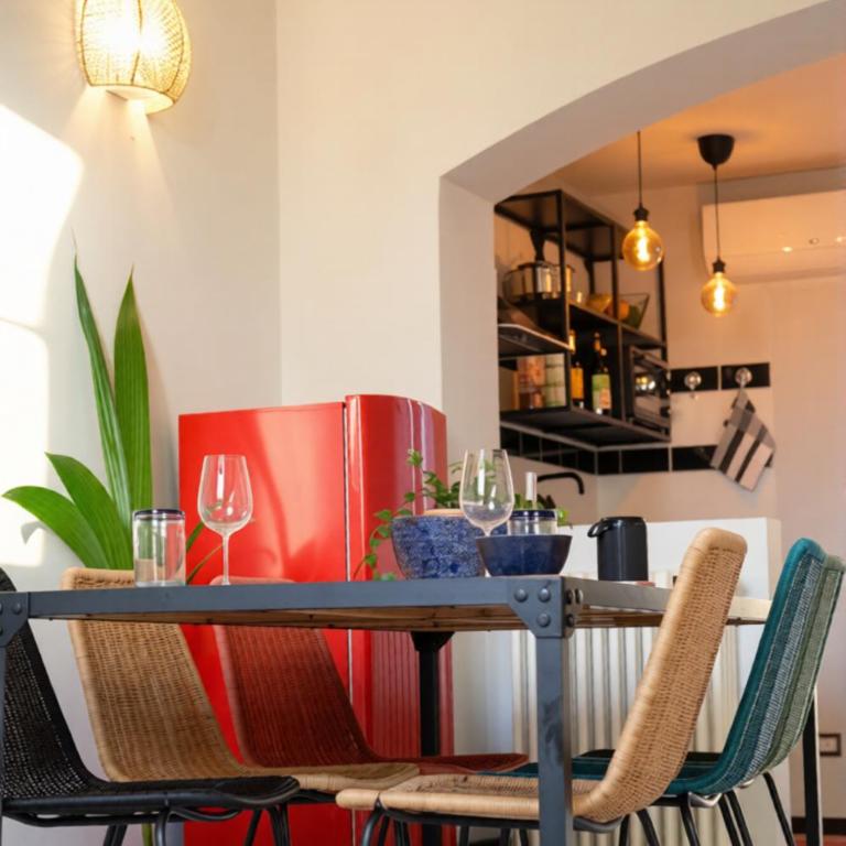 Charming Rooftop Attic San Salvario - 300m from Porta Nuova - One-Bedroom Apartment - 25