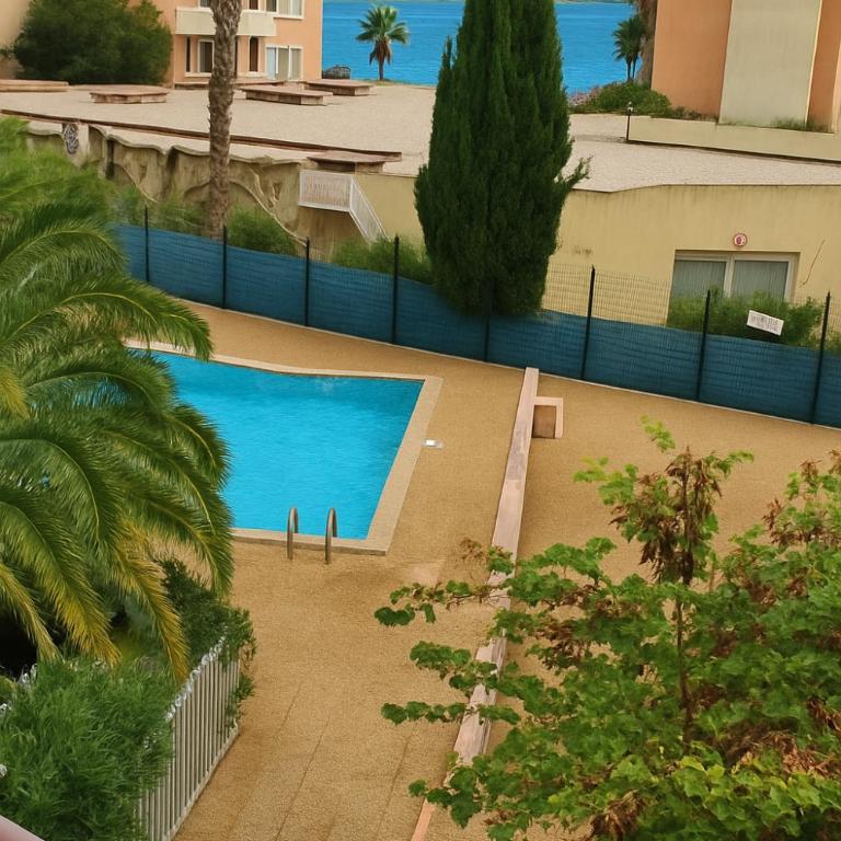 2 appartements mitoyens avec climatisation, piscine et parking - Plages et Port à 100m - Appartement 2 Chambres - Vue sur Piscine - 2