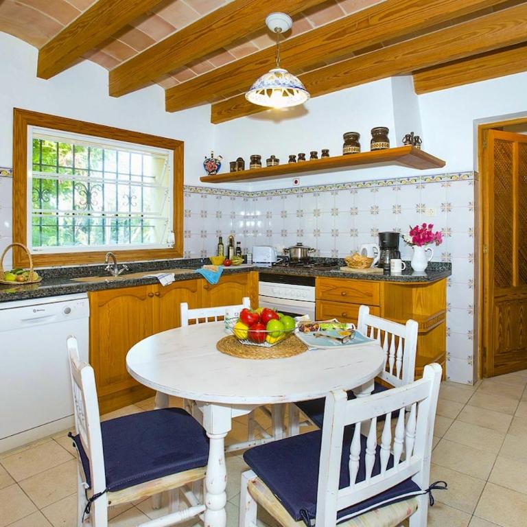 Lovely villa near Pollensa with Free Wifi Tancota - Three-Bedroom Villa - 5