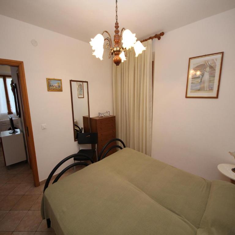 Quiet Trilocale with Two Bedrooms - Appartamento con 2 Camere da Letto - 5