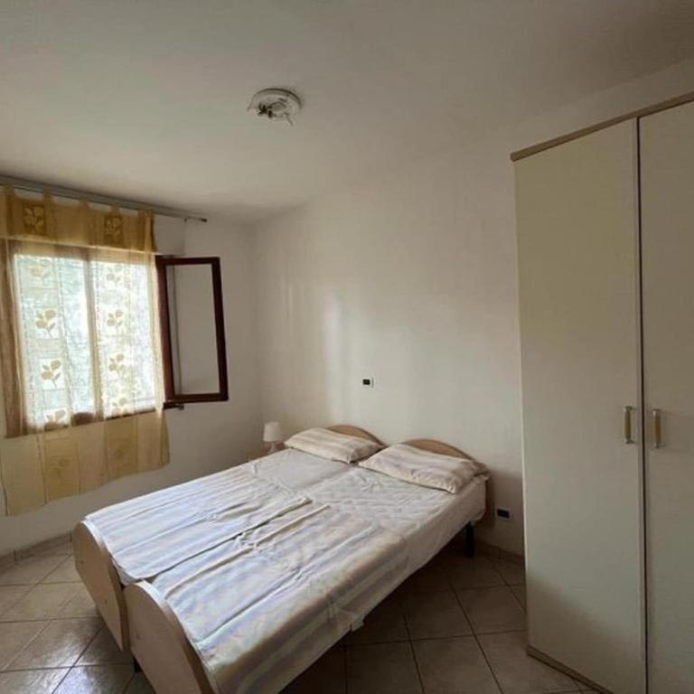 Flexible 6-Person Stay in Rosolina Mare - Two-Bedroom Apartment - 17