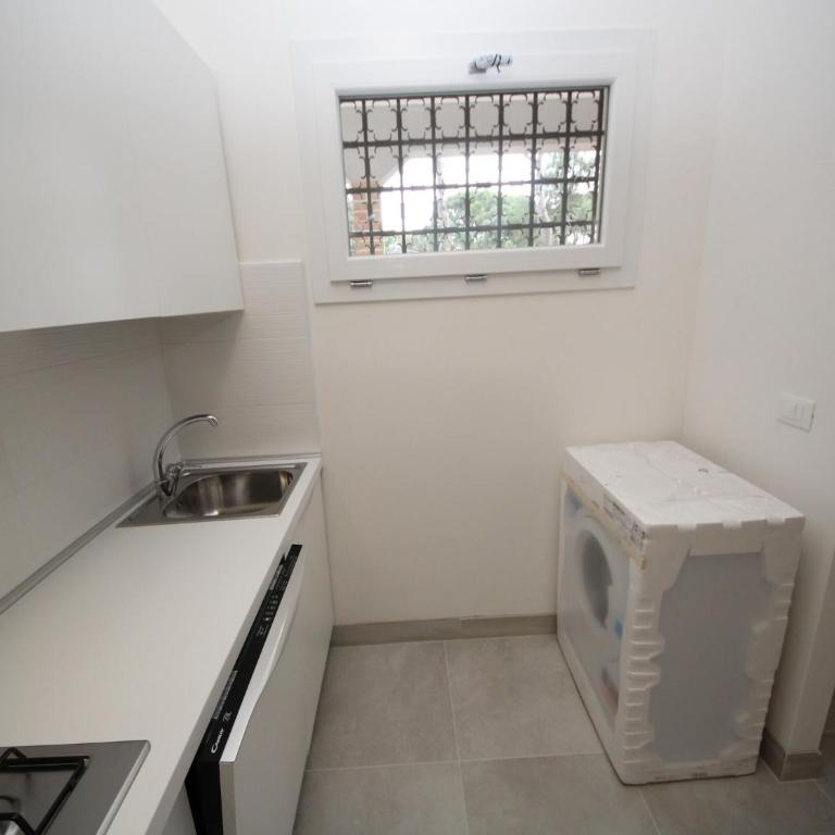 Stylish Stay for 4 near Porto Caleri - Two-Bedroom Apartment - 19
