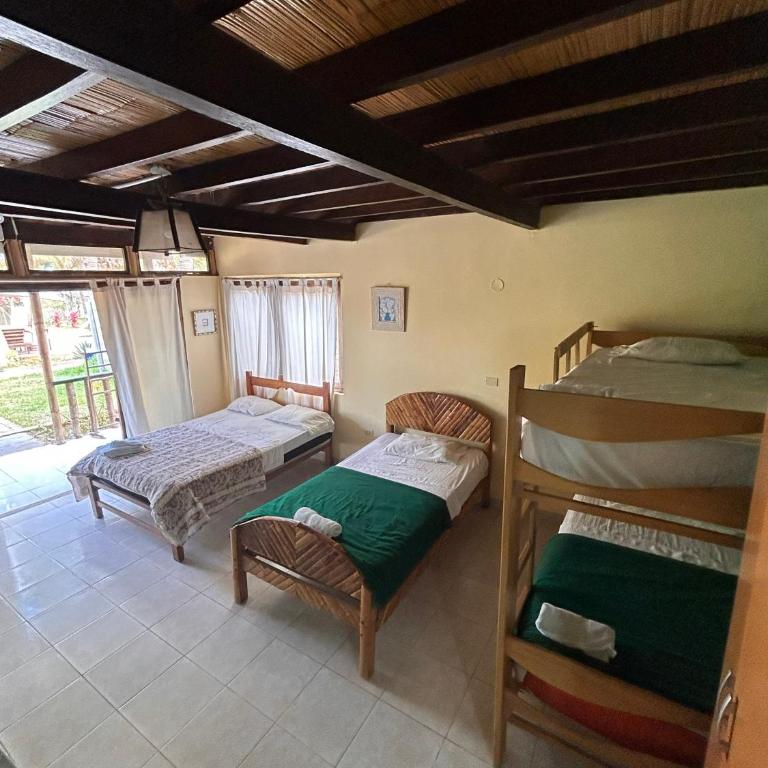 Punta Pacífico Bungalows Máncora - Family Room with Terrace - 8