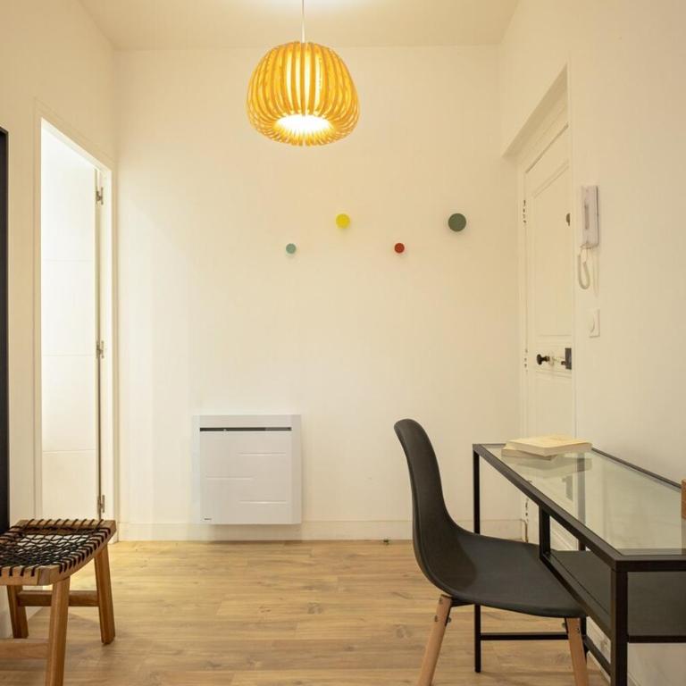 Centre - Balcon - Tout à pied - Tram à 2 min - One-Bedroom Apartment - 15