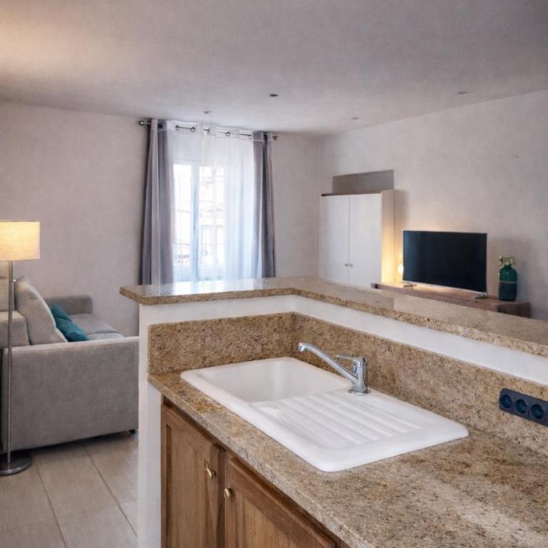Studio vue mer - Centre Ajaccio - 150 m cœur de ville - Apartamento de 1 dormitorio - 6