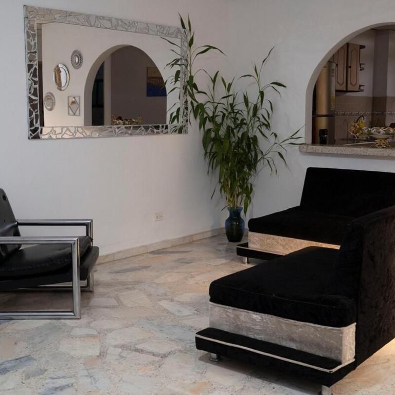 Apartamento cómodo y tranquilo en el sur de Cali - Apartamento Superior de 2 dormitorios - 2