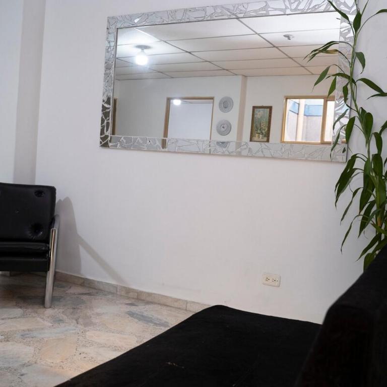 Apartamento cómodo y tranquilo en el sur de Cali - Apartamento Superior de 2 dormitorios - 17