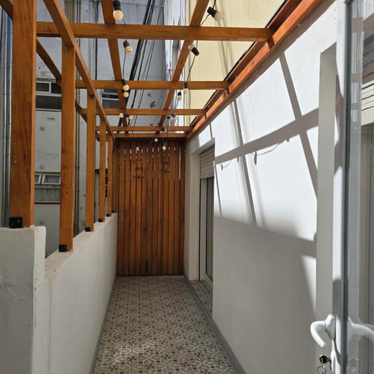 Vane Bravo - One-Bedroom Apartment - 6